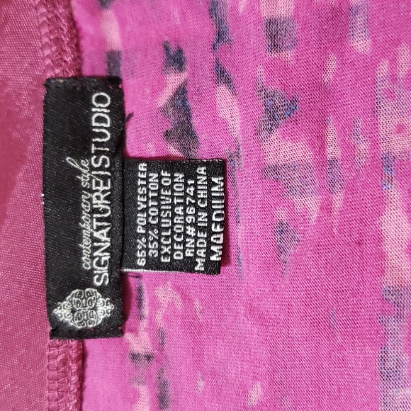 Signature Studio - Floral Burnout Tank with shark bite hem - Ladies Medium - Picture 8 of 14